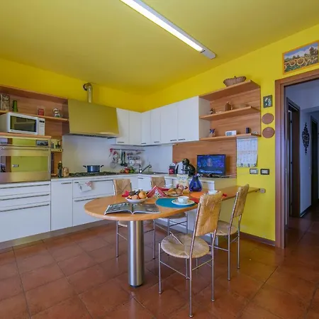 Terrazza Vista Lago Apartamento
